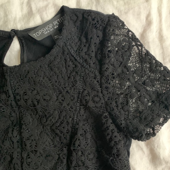 Crop top with fringe - Picture 2 of 3